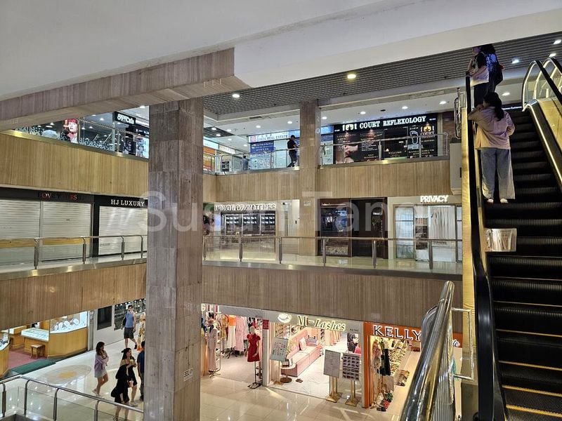 Shop / Shophouse for Rent in  High Point - Image 1